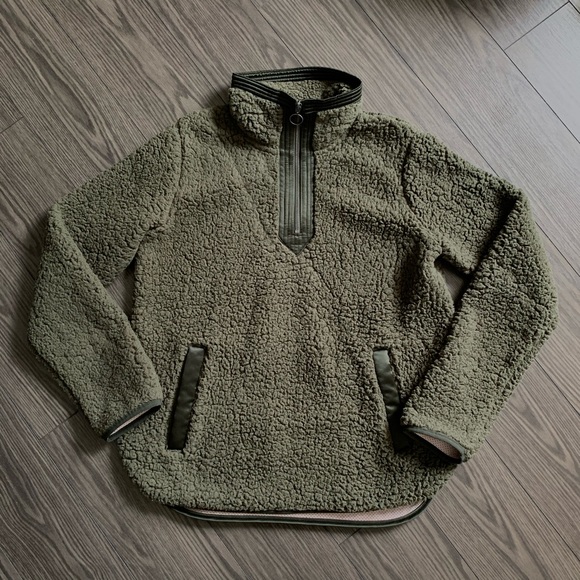 a&f sherpa pullover